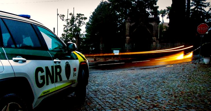 Homem de 42 anos detido em flagrante por tráfico de estupefacientes