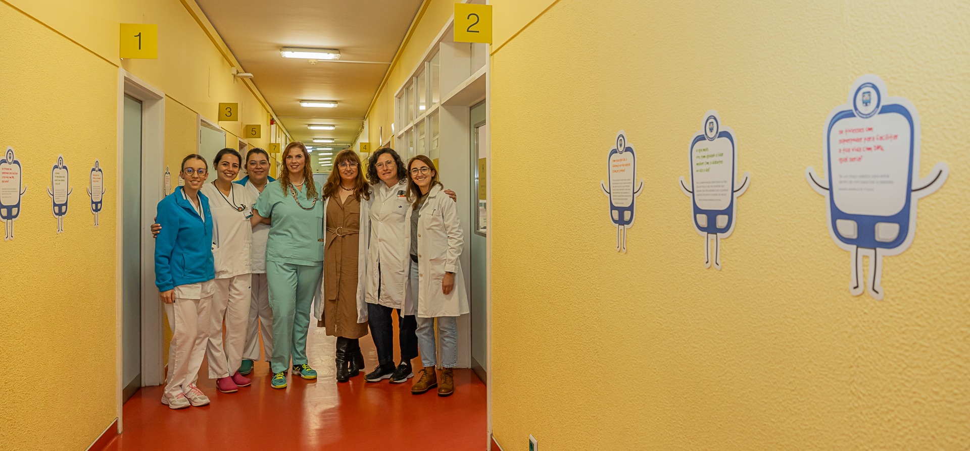 Serviço de Pediatria da ULSTMAD recebe mural em puzzle
